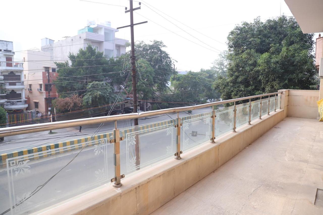 Lyf Corporate Suites - Noida Sector 19 Bagian luar foto
