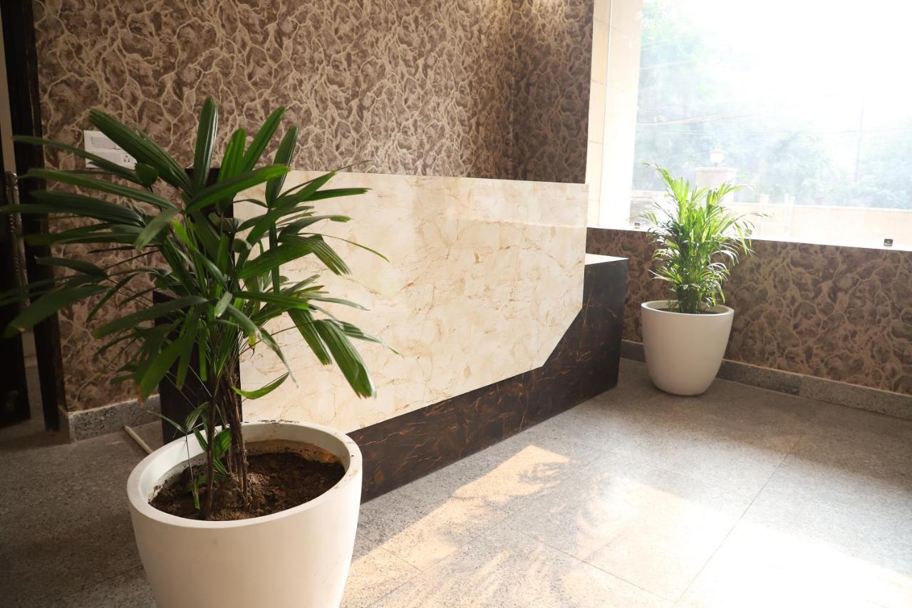 Lyf Corporate Suites - Noida Sector 19 Bagian luar foto
