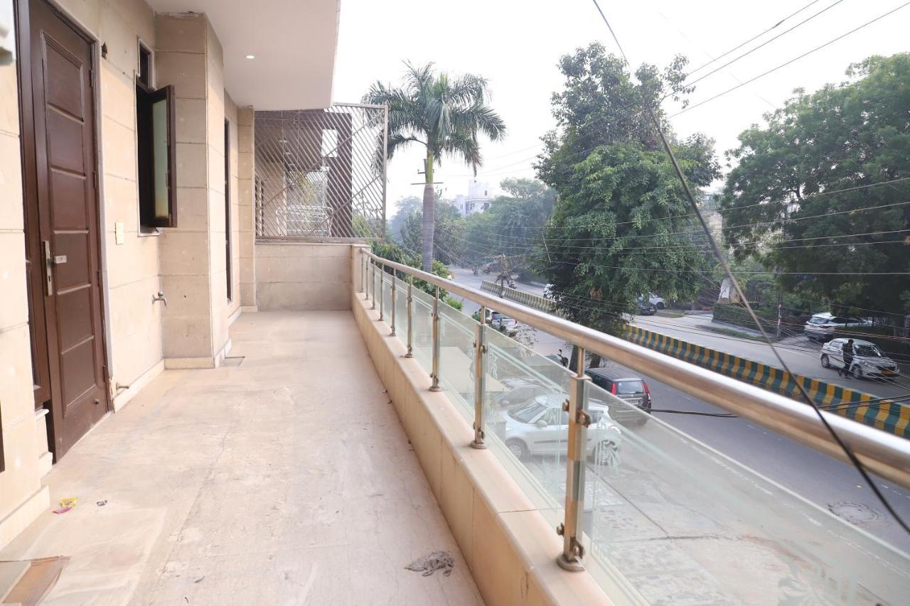 Lyf Corporate Suites - Noida Sector 19 Bagian luar foto